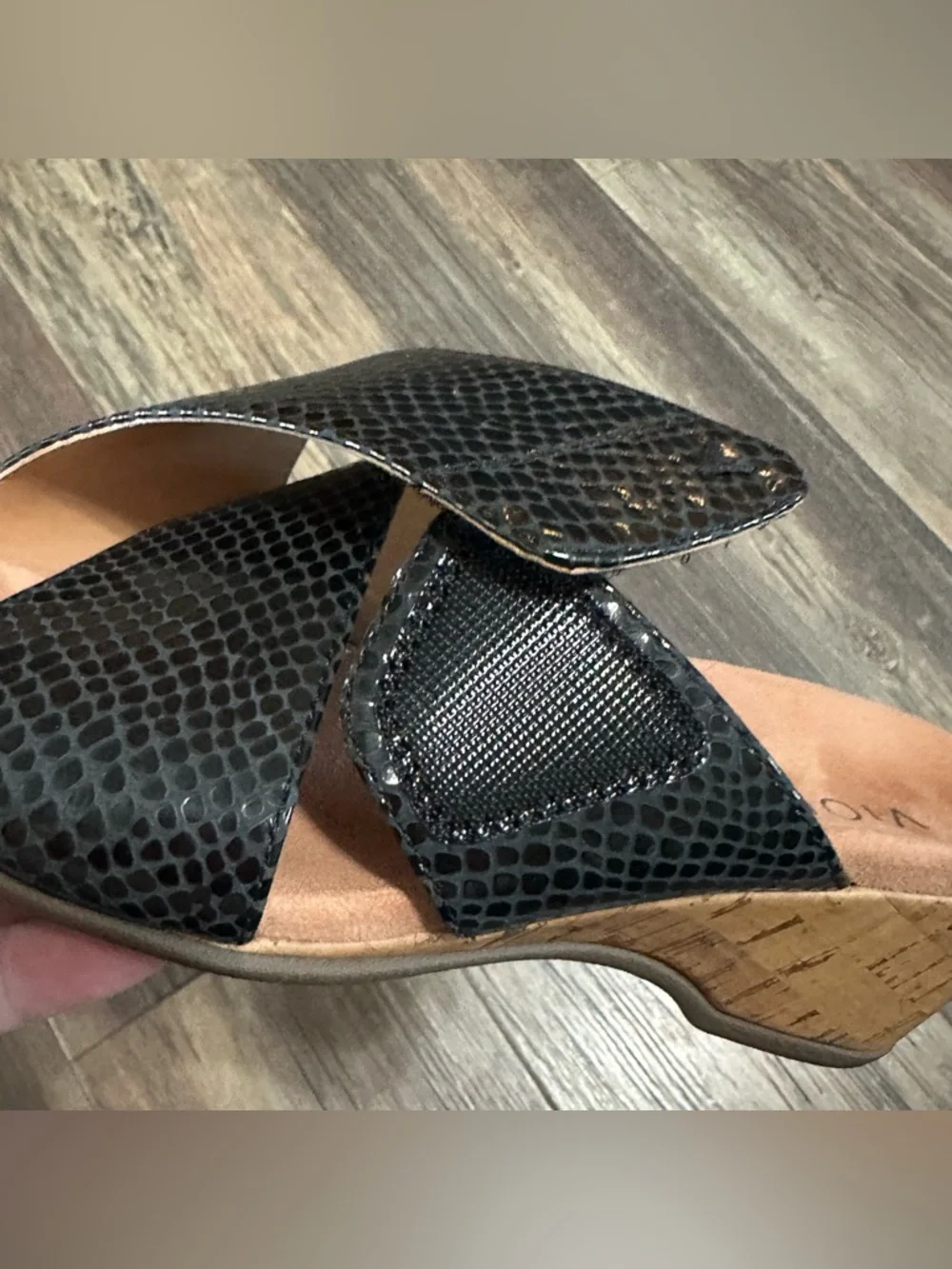 VIONIC Paradise Leticia crisscross wedge heel sandal black womens 6.5